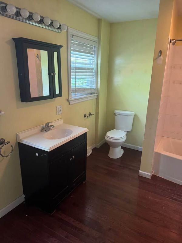 25 Oak St - Photo 5 of 10