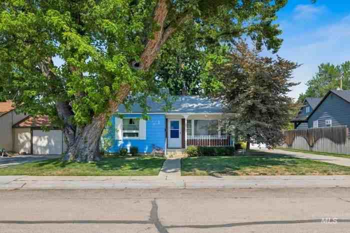 4624 W Corporal St - Photo 2 of 23
