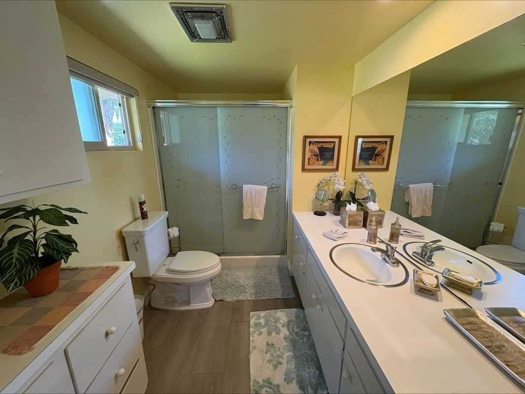 49005 Washington St - Photo 6 of 23