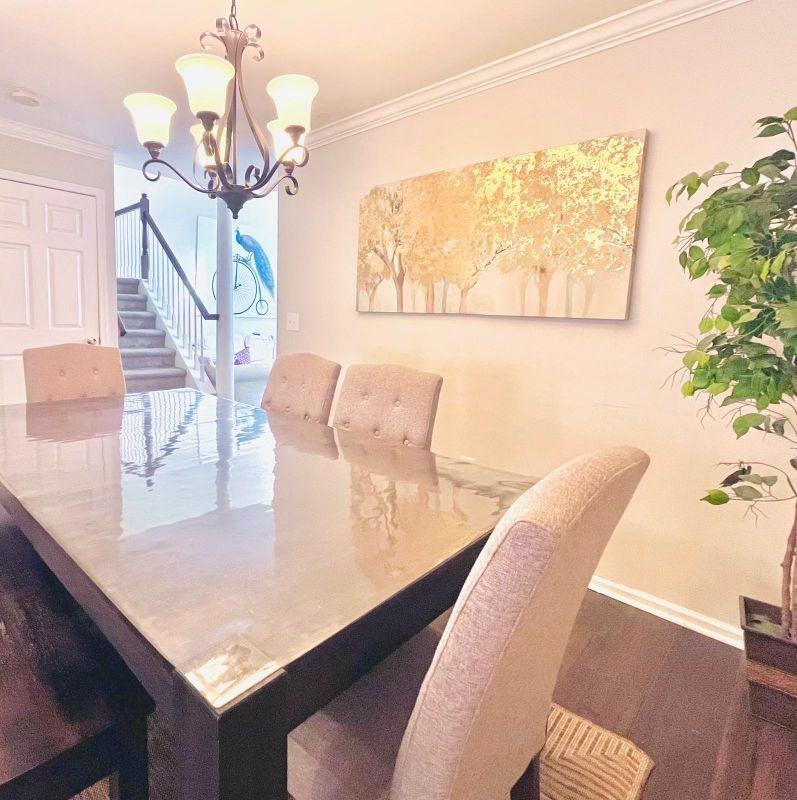 363 Catskill Ct - Photo 3 of 18