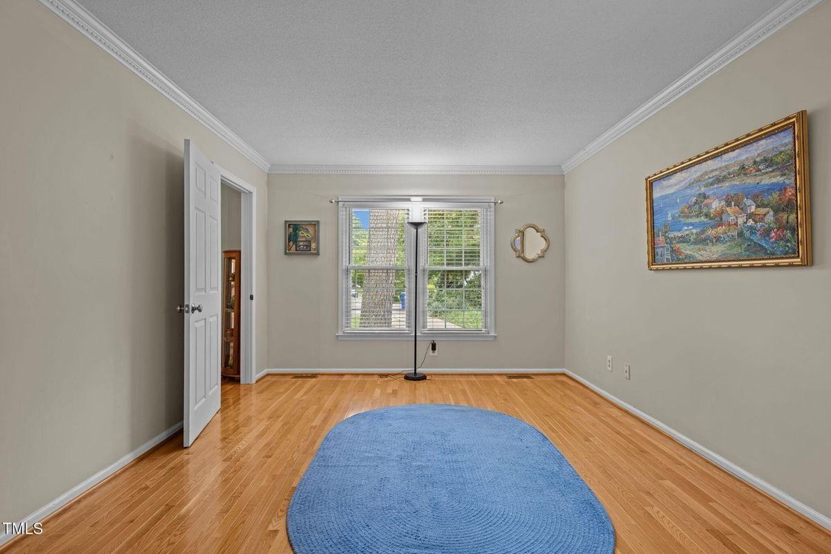 5416 Cedarwood Dr - Photo 3 of 24