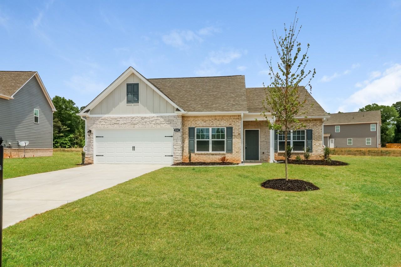 3359 Bridgewood Dr