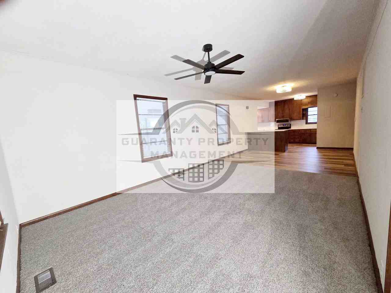 304 S 17th St - Photo 2 of 25
