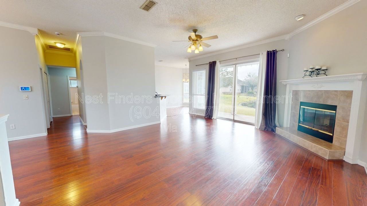 12180 Basalt Dr N - Photo 6 of 31