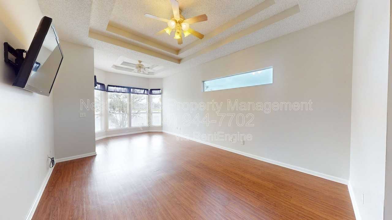 12180 Basalt Dr N - Photo 7 of 31