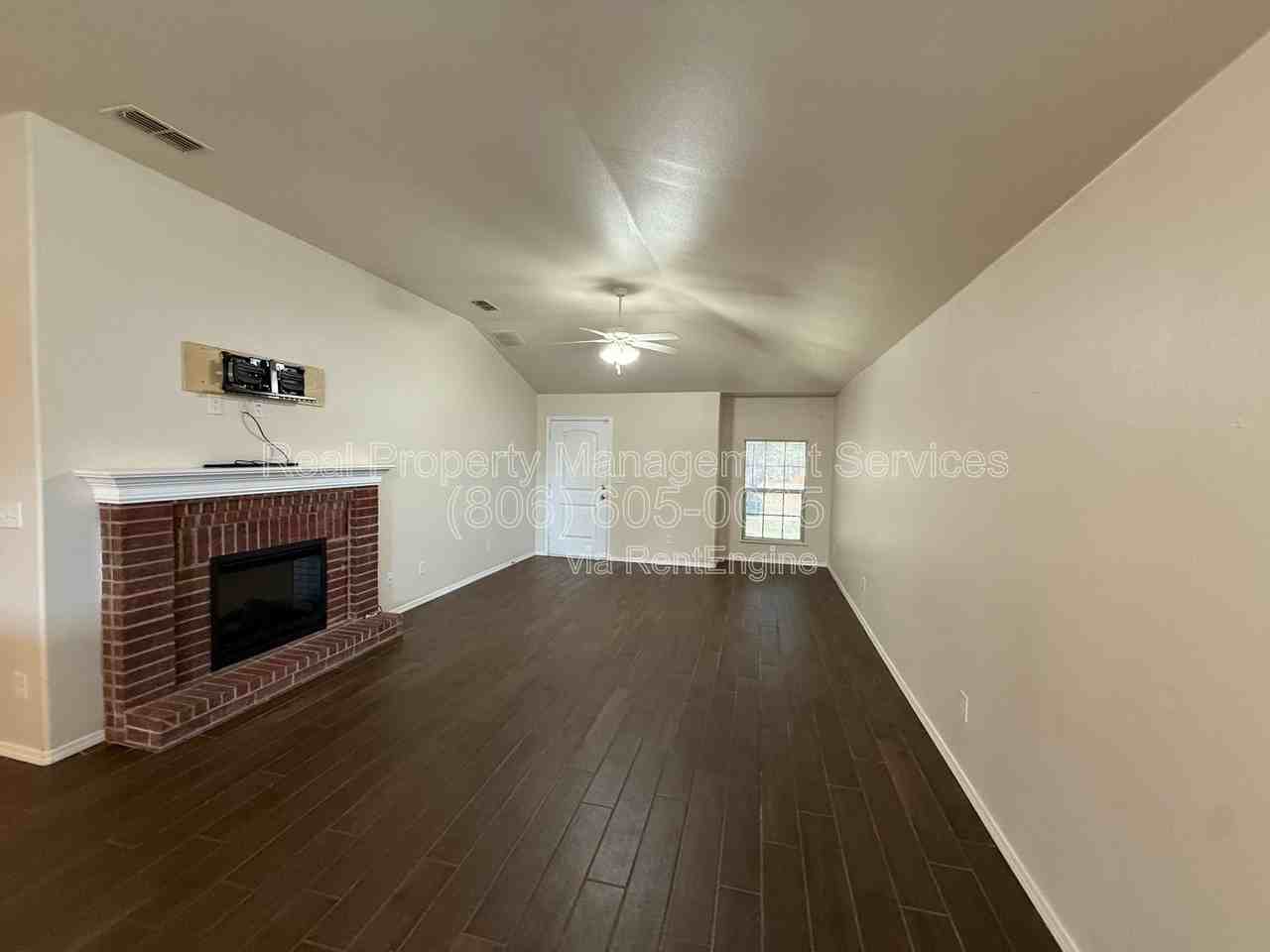 9104 Quincy Ave - Photo 2 of 11