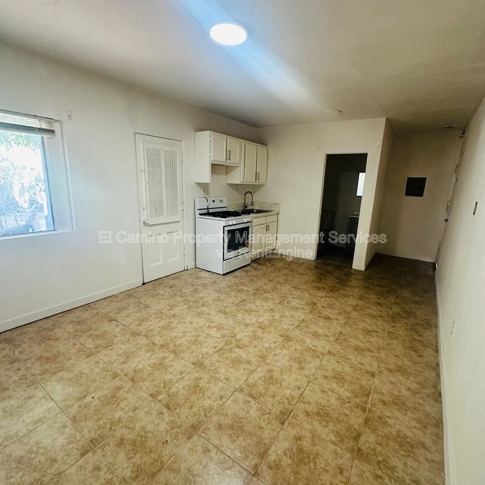 12014 Molette St - Photo 6 of 7