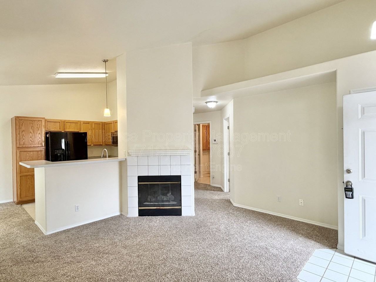 3870 Strawberry Field Grv #F - Photo 4 of 24