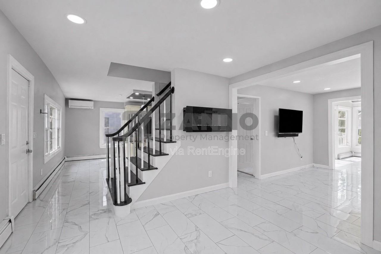 40 Olney Ave - Photo 7 of 34