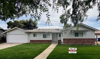 featured image of 4467 N Van Dyke Ave