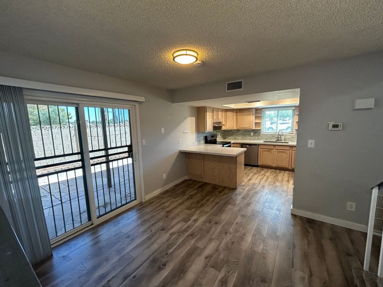4501 W Continental Dr - Photo 5 of 23