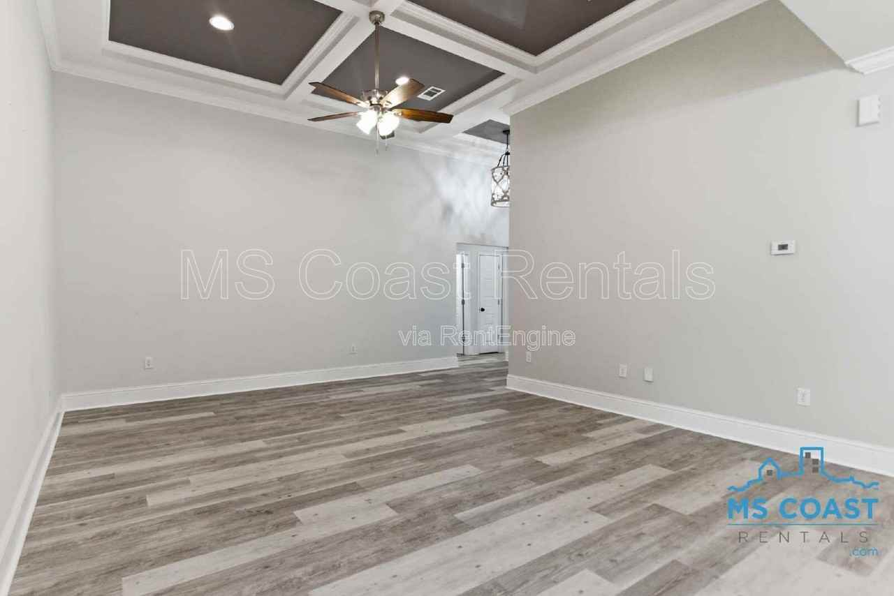 15334 Oak Creek Cv - Photo 5 of 26