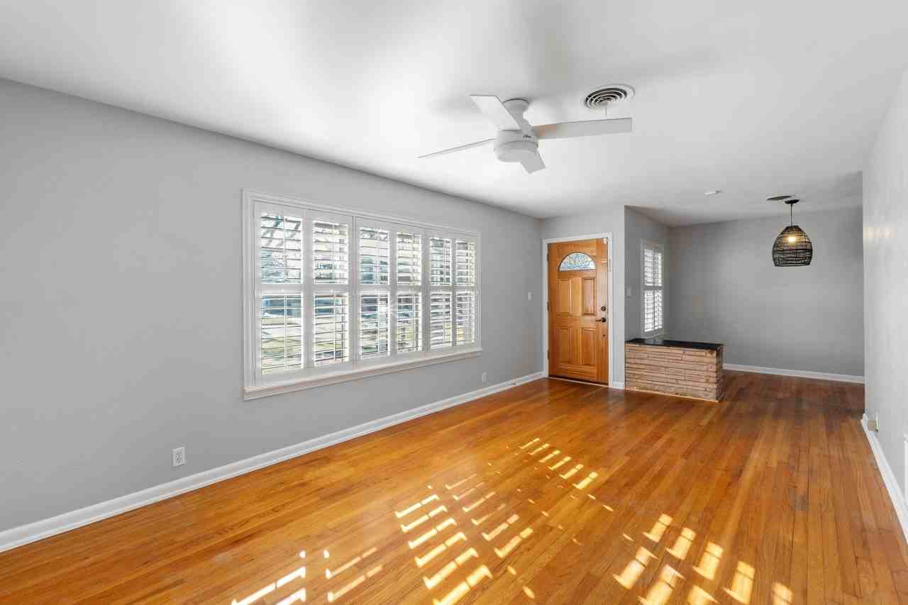 1000 Arcadia Ave - Photo 5 of 43