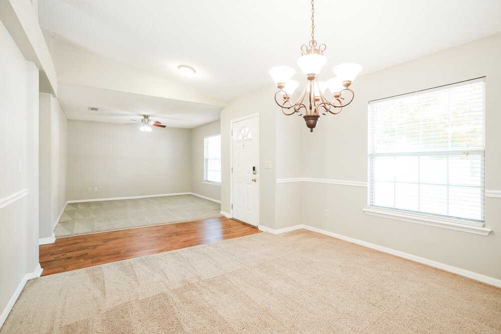 313 Johns Glen Dr - Photo 7 of 16