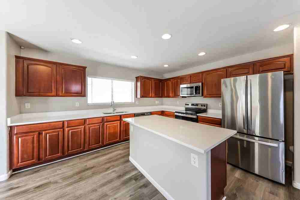 11215 W Garfield St - Photo 6 of 17