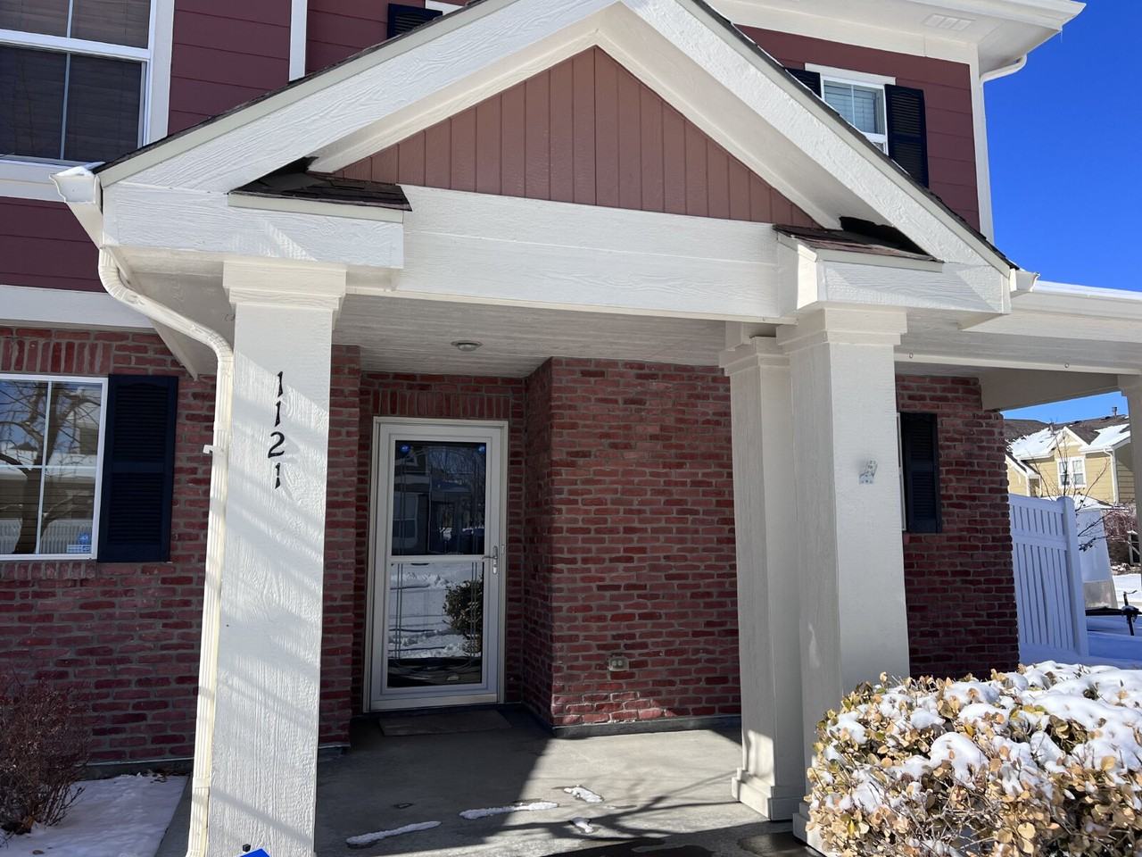1121 S Richfield St - Photo 2 of 31
