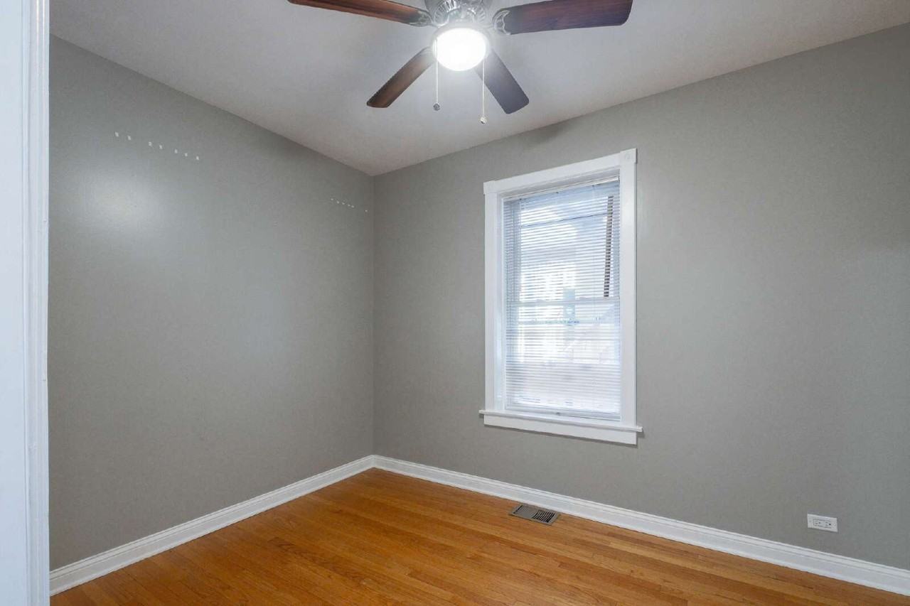 3403 N Hamlin Ave #1 - Photo 6 of 20