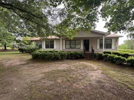 featured image of 190 Croft Ave