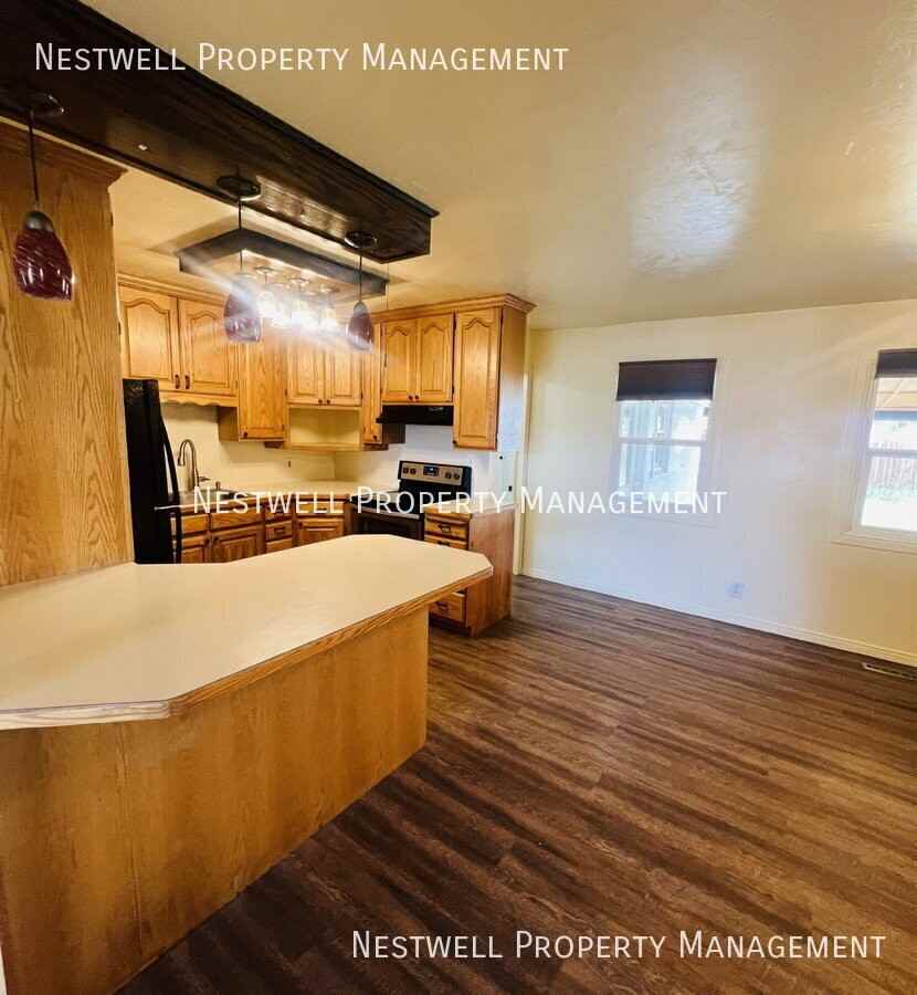 254 E Main St - Photo 3 of 22