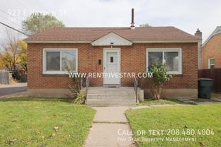 923 E Hayden St - Photo 1 of 1