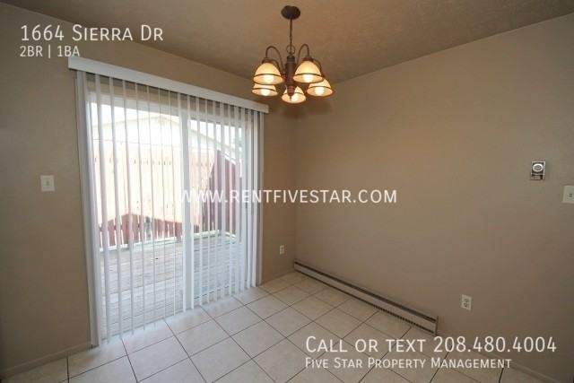 1664 Sierra Dr - Photo 4 of 18