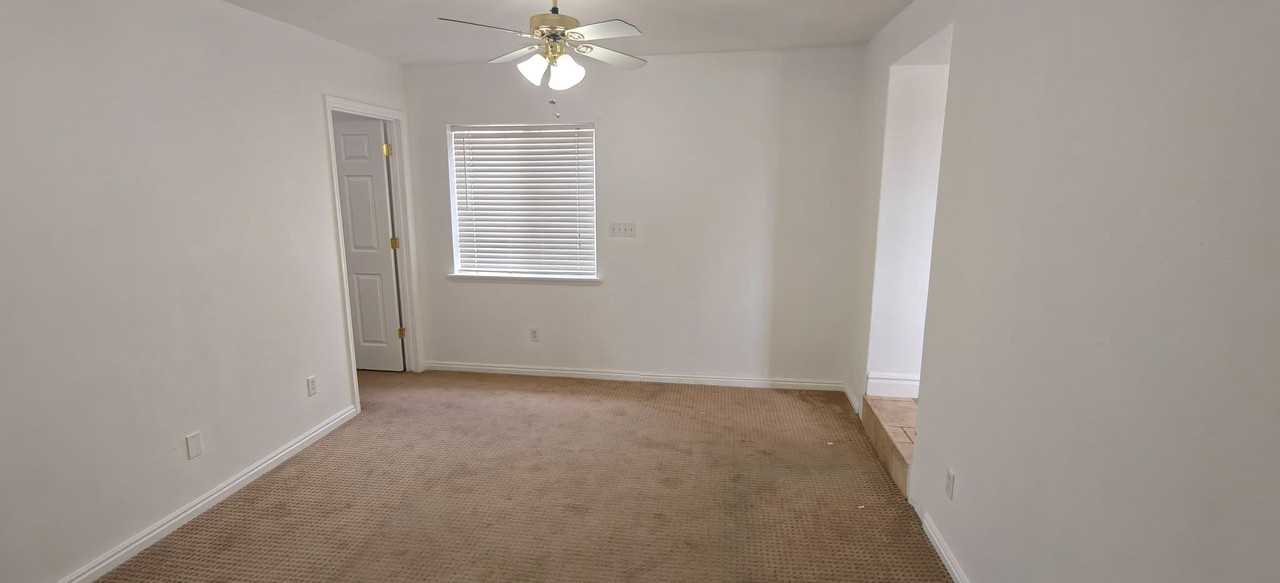 582 E 100 N #NA - Photo 7 of 11