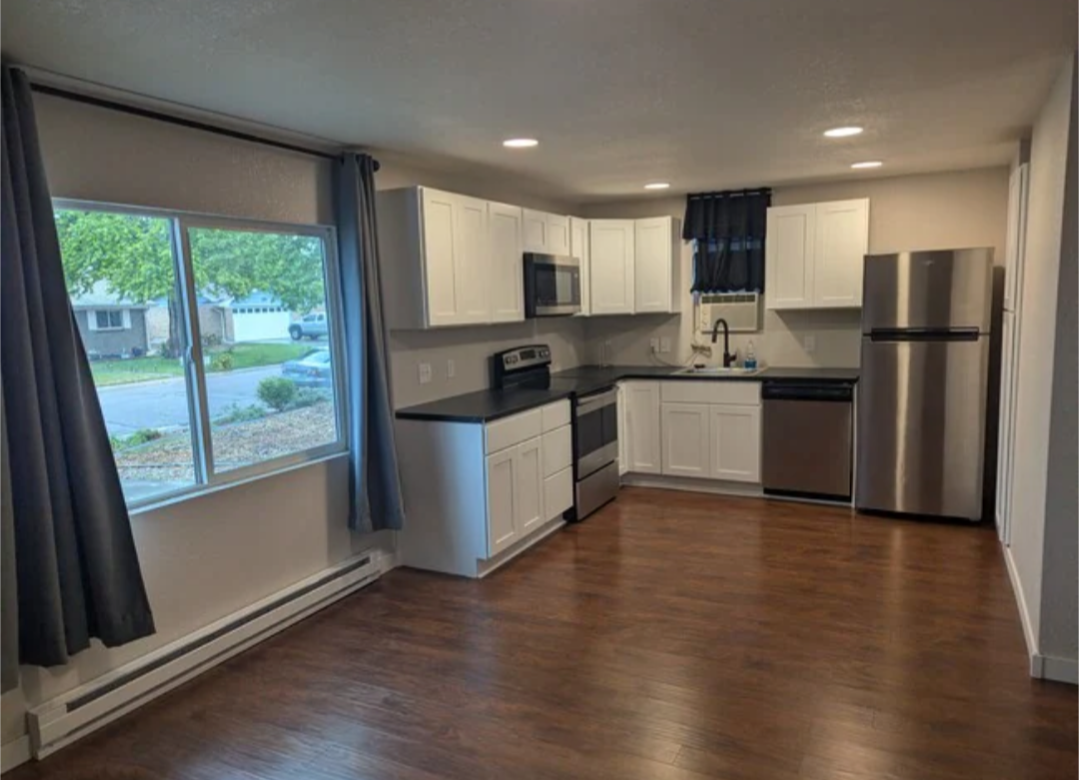 8543 W Colorado Pl - Photo 2 of 11