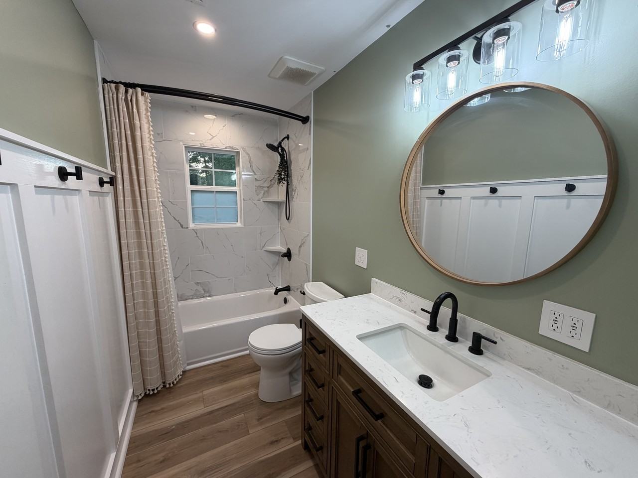 311 Bernard Dr #NA - Photo 2 of 10