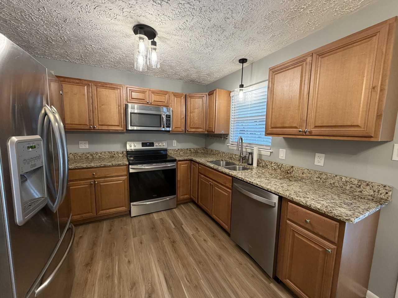 311 Bernard Dr #NA - Photo 3 of 10