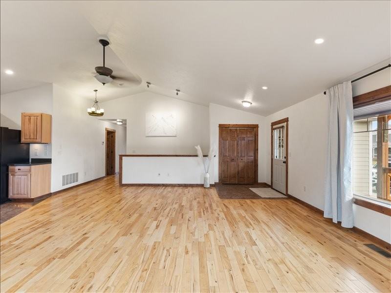 1221 Wildflower Trl #NA - Photo 4 of 16