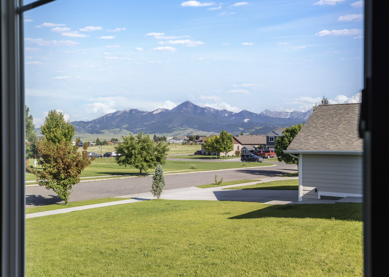 1221 Wildflower Trl #NA - Photo 5 of 16