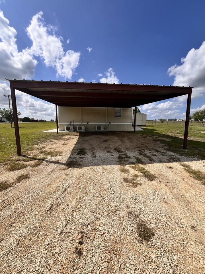 405 Stagecoach Hill Dr #NA - Photo 4 of 17
