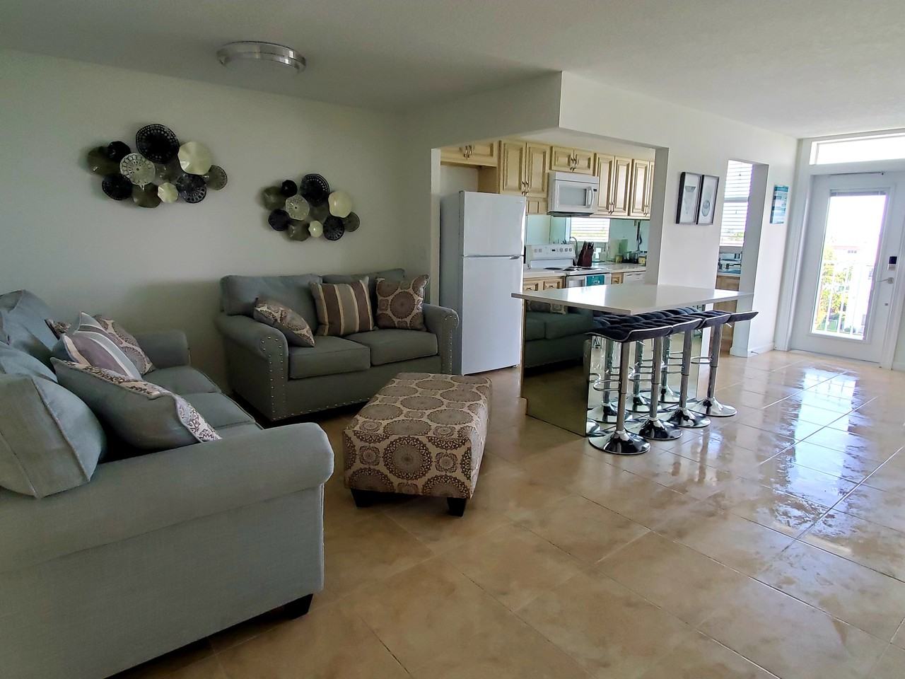 104 Paradise Harbour Blvd #509 - Photo 3 of 30