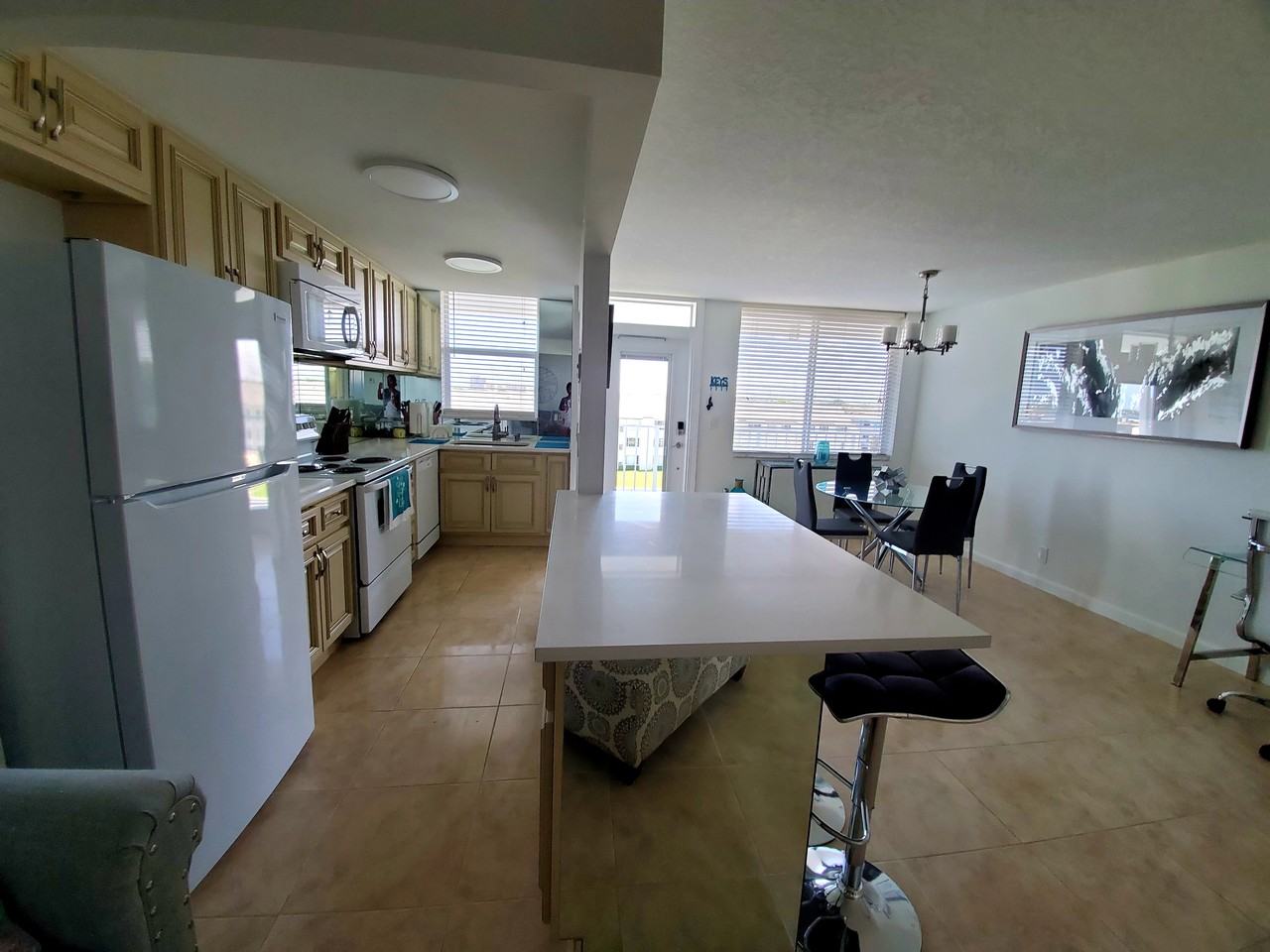 104 Paradise Harbour Blvd #509 - Photo 4 of 30