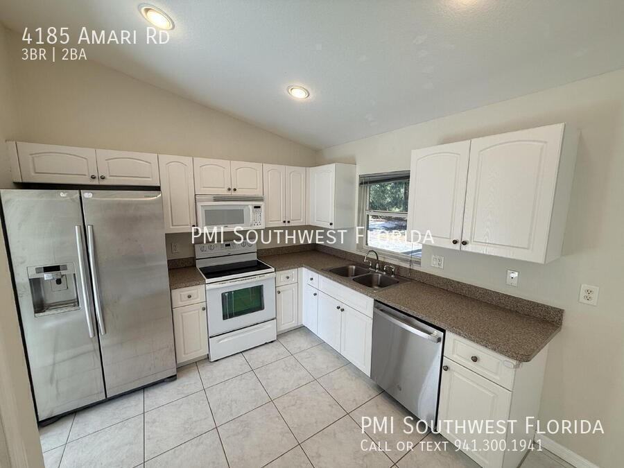 4185 Amari Rd - Photo 7 of 17