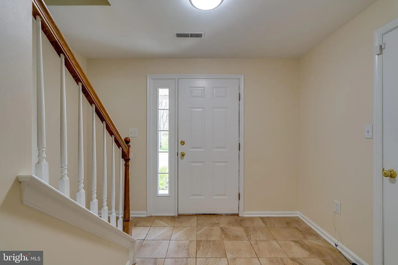 25 Tupelo St #NA - Photo 3 of 22