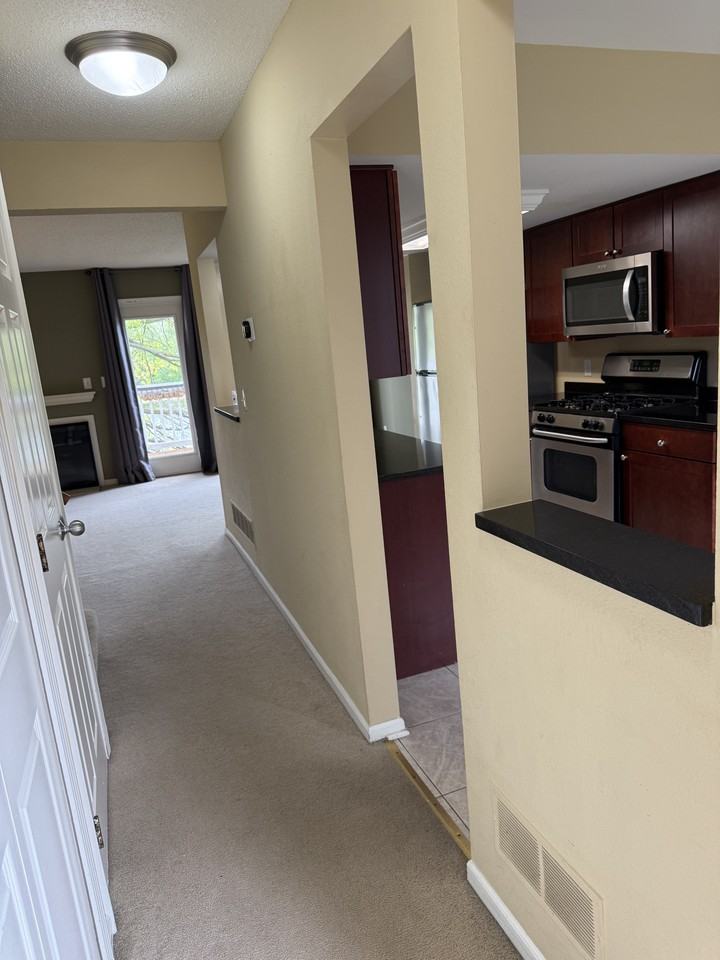 243 Fieldcrest St #NA - Photo 3 of 36