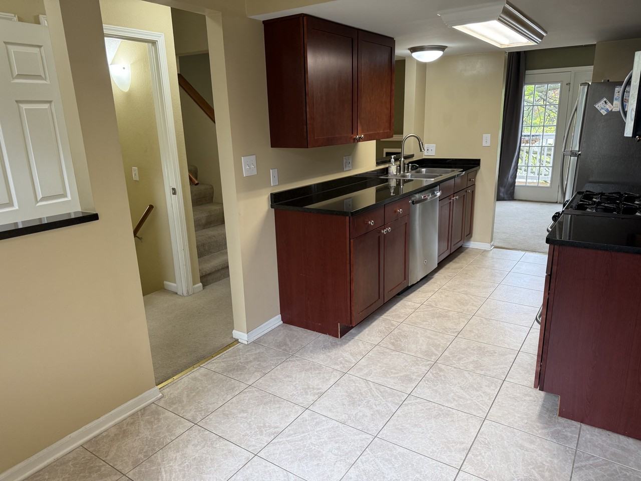 243 Fieldcrest St #NA - Photo 5 of 36