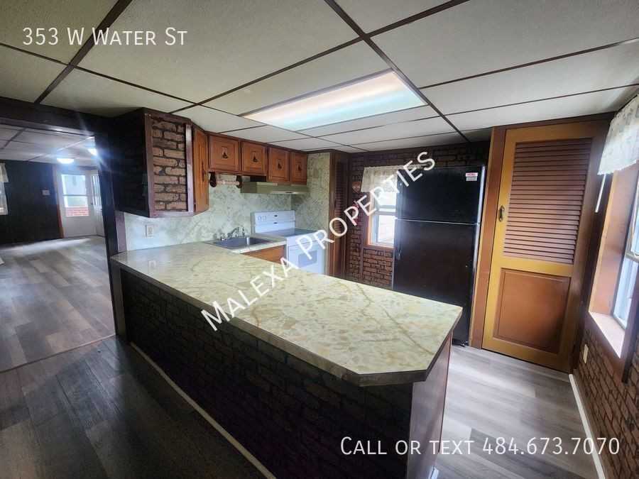 353 W Water St - Photo 6 of 28