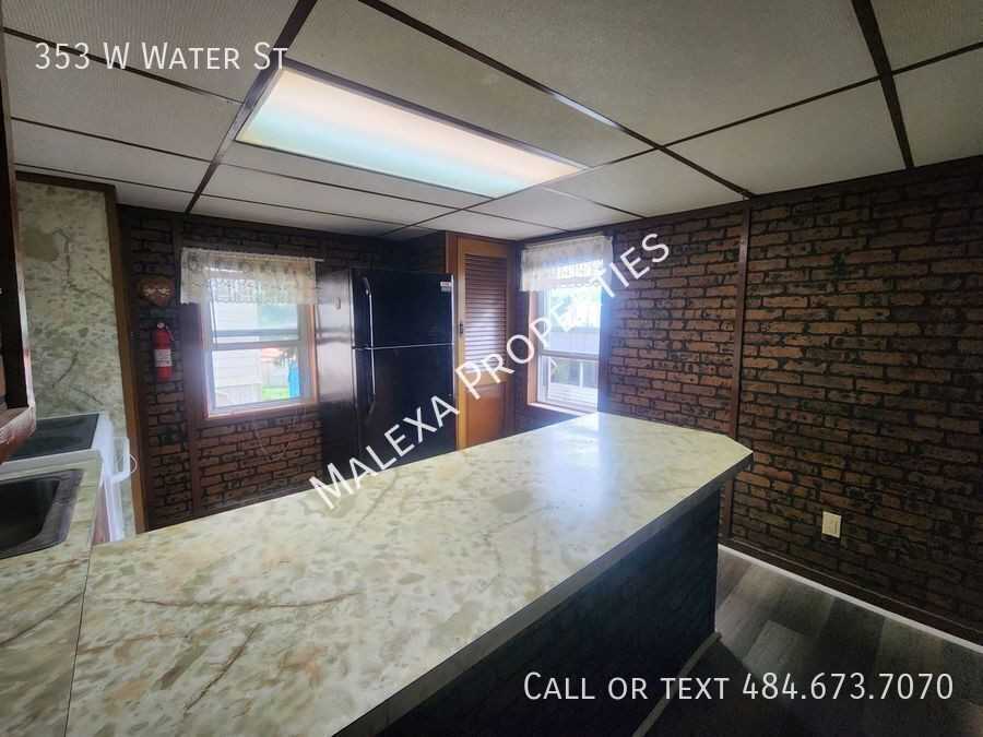 353 W Water St - Photo 7 of 28
