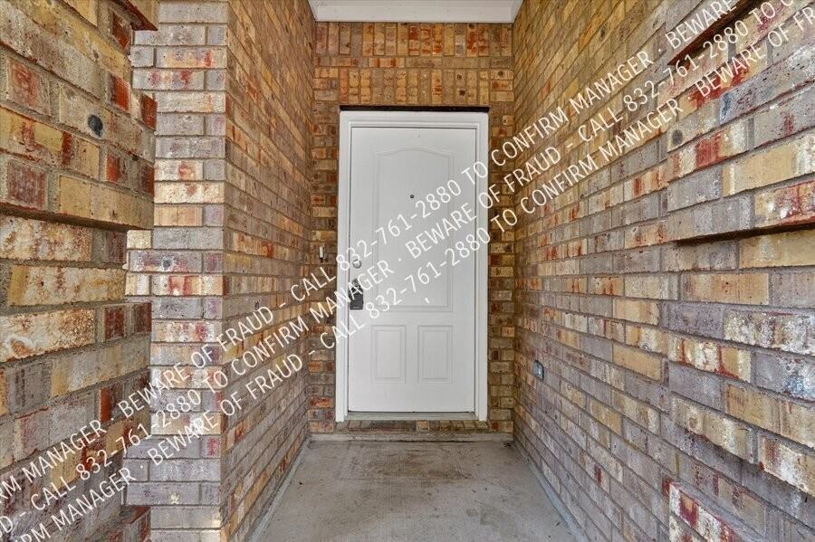2816 Blue Heron Dr - Photo 4 of 30