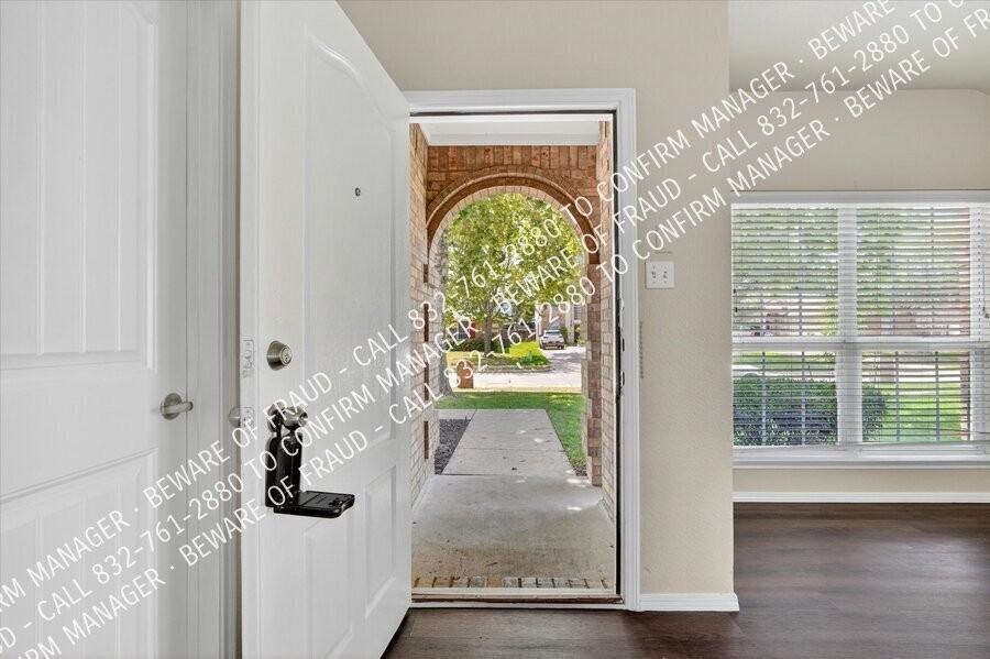 2816 Blue Heron Dr - Photo 5 of 30