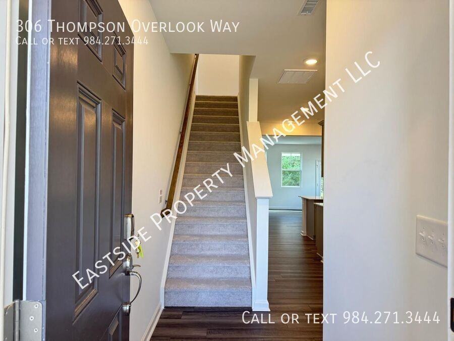 306 Thompson Overlook Way - Photo 2 of 24