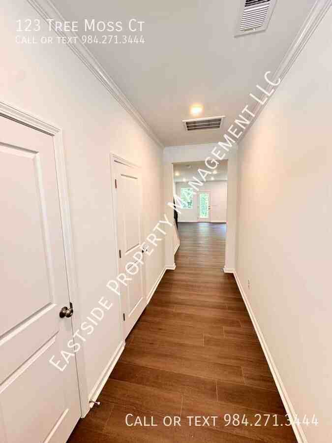 123 Tree Moss Ct - Photo 2 of 24