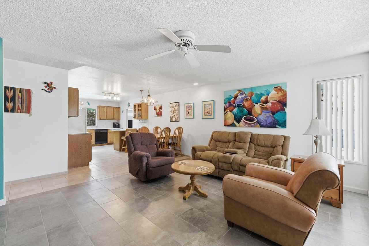 1301 W Montoya Ln - Photo 5 of 32