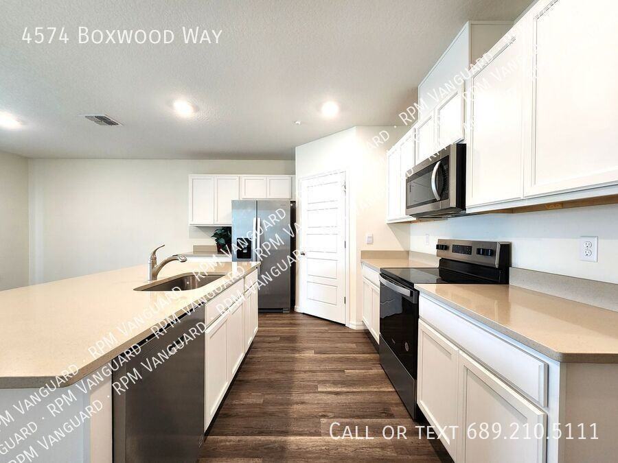 4574 Boxwood Way - Photo 2 of 19
