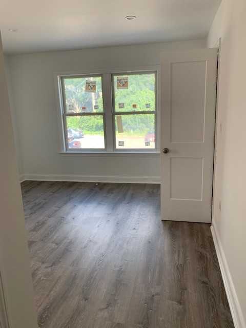 27 S Greeley Ave #1 - Photo 6 of 11