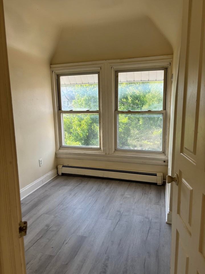524 E Lincoln Hwy #3F