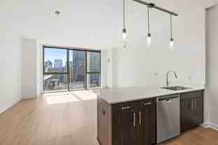 190 N Garland Ct - Photo 1 of 1