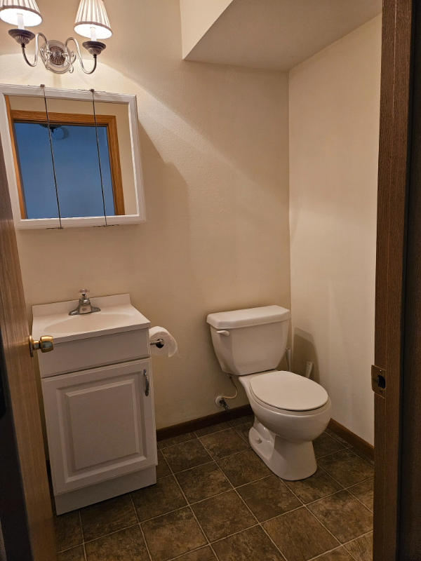 208 S 1st St - Photo 2 of 3